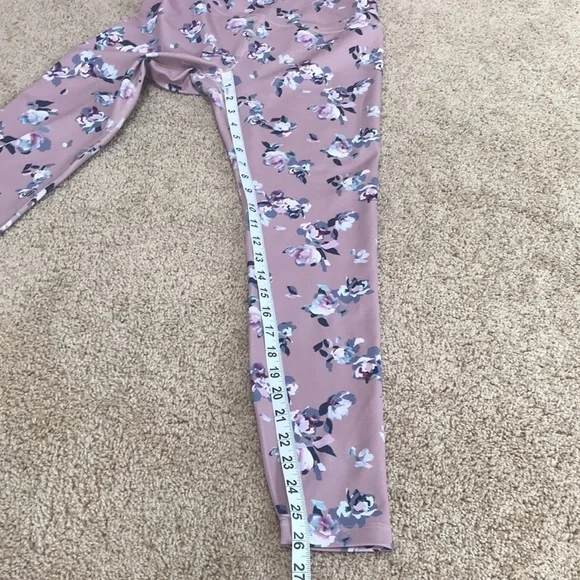 BEYOND YOGA Size M Olympus floral leggings - Picture 7 of 8